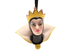 Le pendentif de la méchante reine