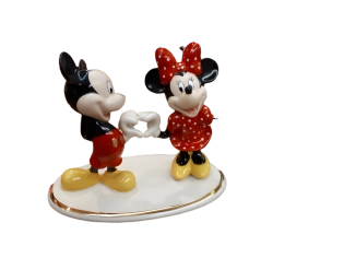 Mickey and Minnie Two hearts as one