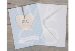 Kaart met houten hanger - "YOU'RE AMAZING"